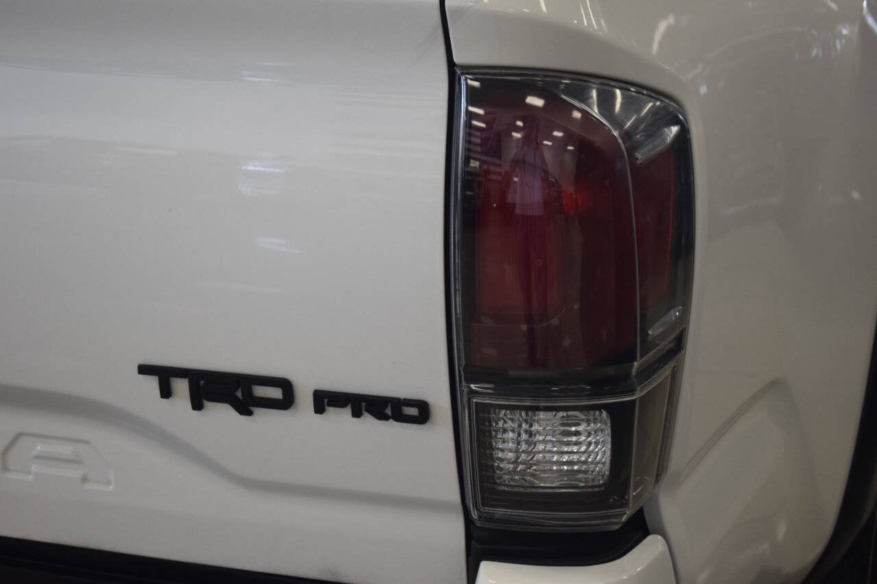Used 2017 Toyota Tacoma TRD Pro AWD/4WD image 54