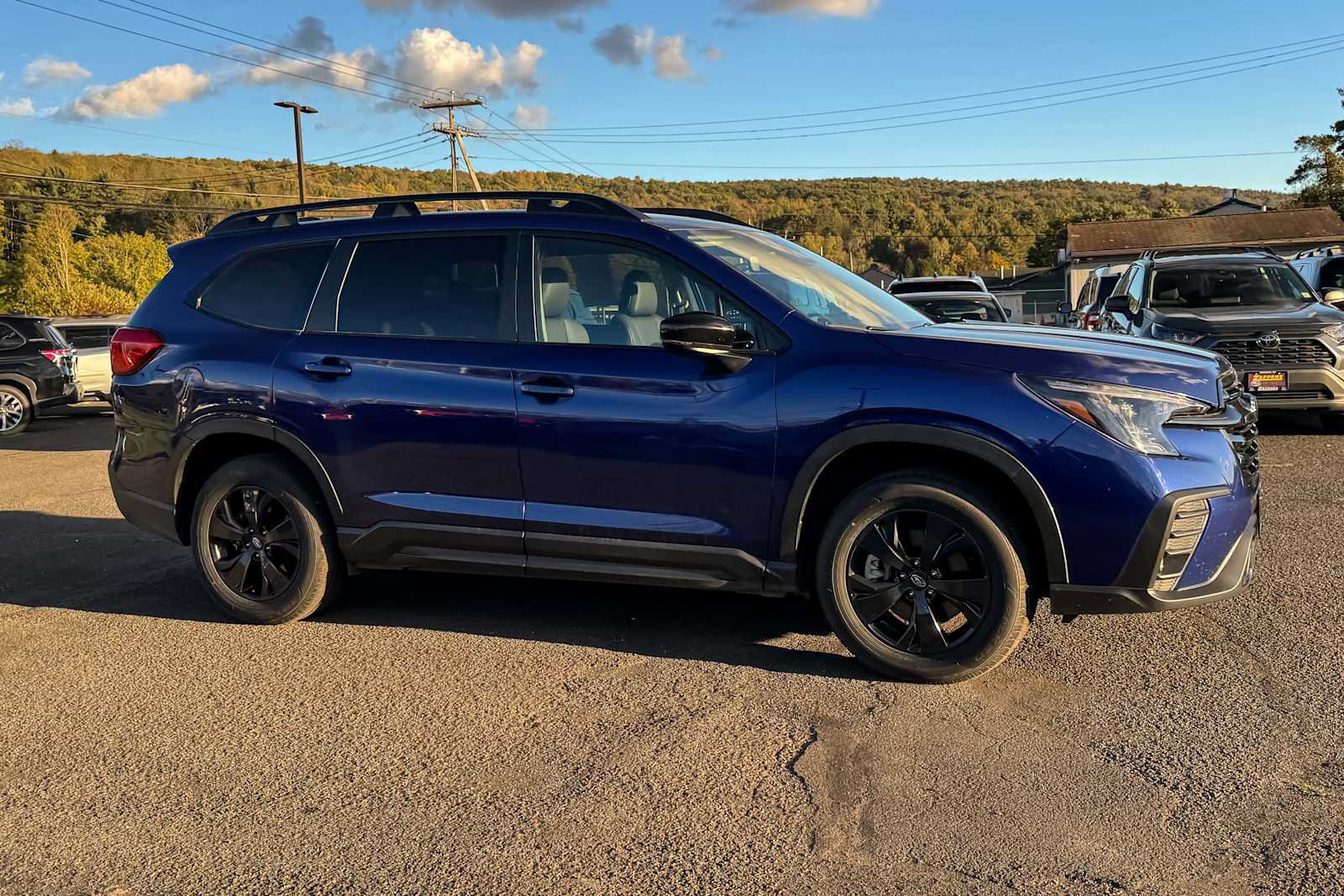 Used 2026 Subaru Ascent Premium AWD/4WD image 2