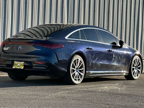 Used 2022 Mercedes-Benz EQS 580 580 image 4