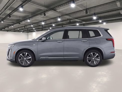 Used 2021 Cadillac XT6 Premium Luxury FWD image 6