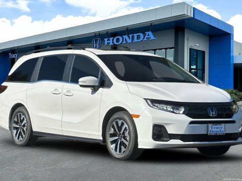 Used 2026 Honda Odyssey EX-L image 1