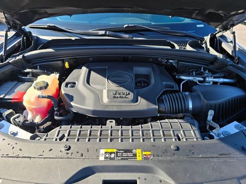 Used 2021 Jeep Grand Cherokee L Overland image 22