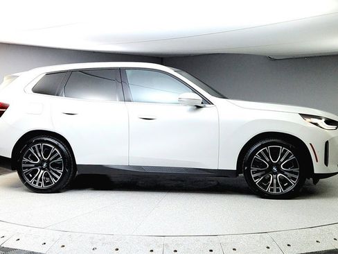 Used 2025 BMW X3 xDrive30i w/ Convenience Package image 8