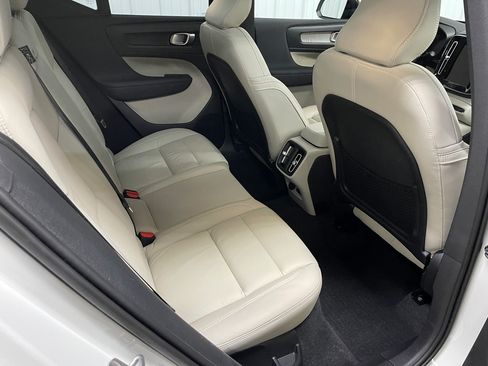 Used 2023 Volvo XC40 B5 Plus w/ Driver Assist Package AWD/4WD image 24