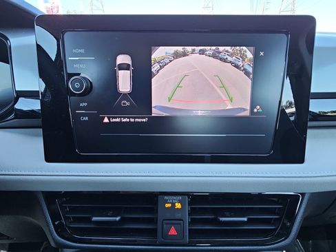 Used 2025 Volkswagen Taos S FWD image 21