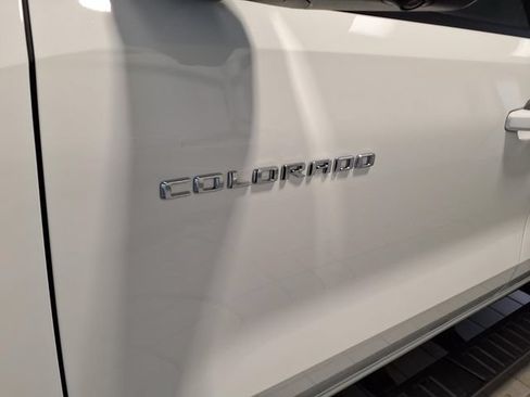 Used 2026 Chevrolet Colorado Z71 w/ Technology Package AWD/4WD image 6