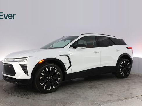 Used 2024 Chevrolet Blazer EV RS AWD/4WD image 18