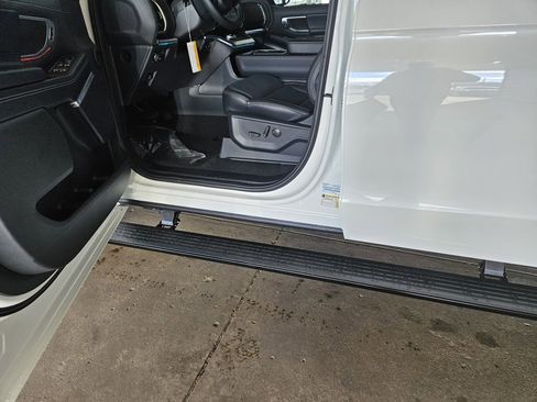 New 2025 Ford Expedition Max Platinum w/ Stealth Performance Package image 11