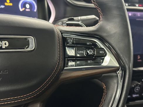 Used 2023 Jeep Grand Cherokee Summit w/ Adv Protech Group IV image 22