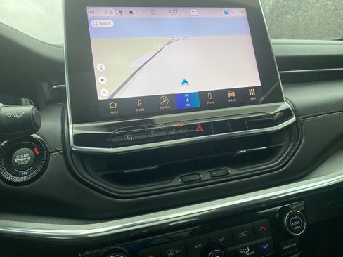 Certified 2022 Jeep Compass Limited w/ (RED) Package image 30