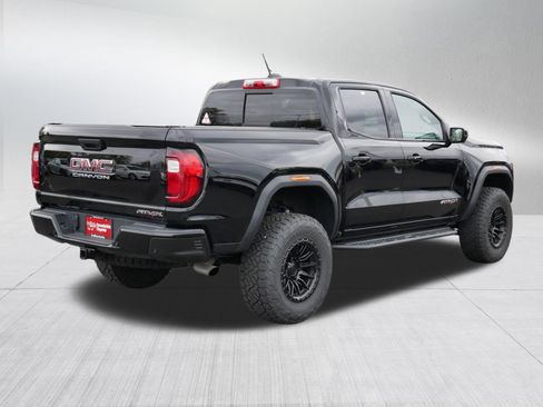 Used 2024 GMC Canyon AT4X AWD/4WD image 7