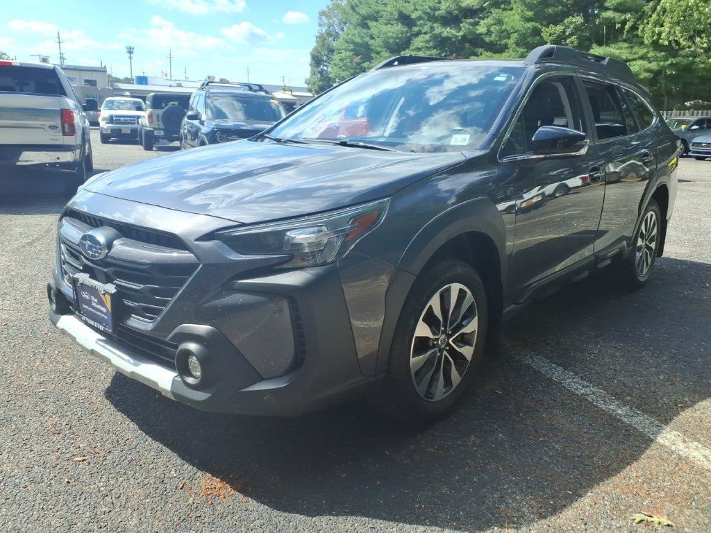 Used 2023 Subaru Outback Limited AWD/4WD image 5