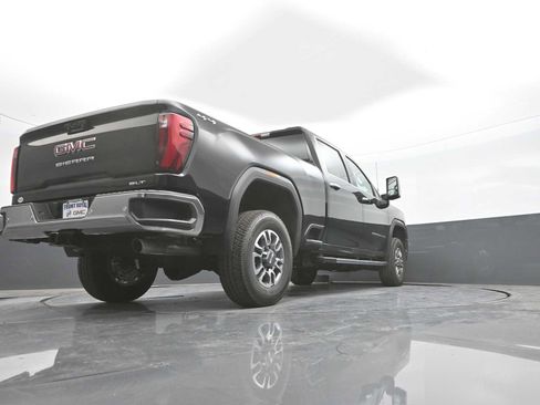New 2026 GMC Sierra 2500 SLT w/ SLT Premium Package AWD/4WD image 42
