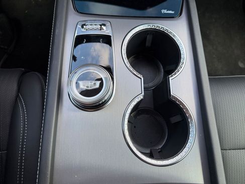 New 2026 Cadillac Vistiq Luxury image 28