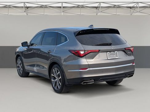 Used 2023 Acura MDX w/ Technology Package FWD image 7