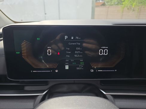 Certified 2026 Kia Carnival EX image 18