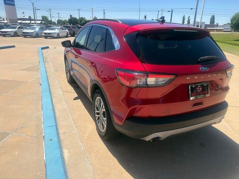 Used 2022 Ford Escape SEL FWD image 20