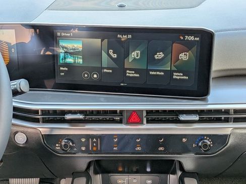 New 2026 Kia Sorento LX FWD image 20