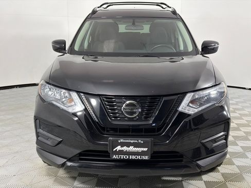 Used 2018 Nissan Rogue SV image 11