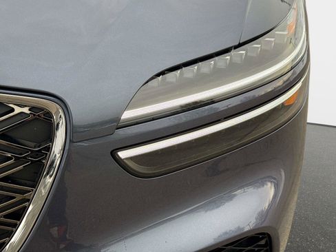 New 2026 Genesis GV70 2.5T image 10