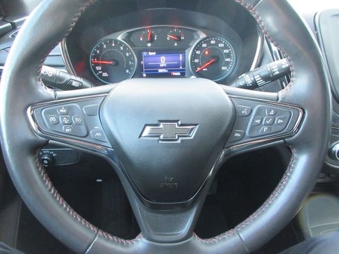 Used 2022 Chevrolet Equinox RS image 24