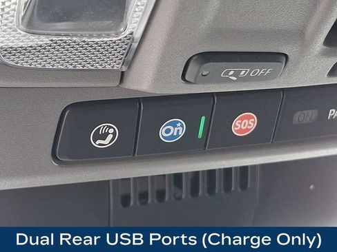 Used 2022 Chevrolet Silverado 1500 RST AWD/4WD image 17
