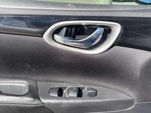 Used 2019 Nissan Sentra SV image 22