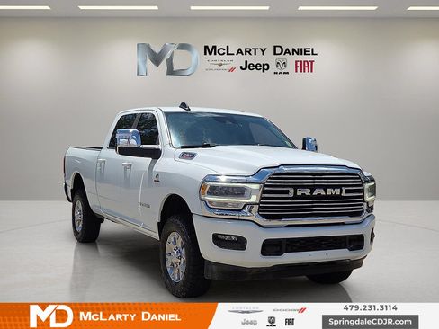 Used 2024 RAM 2500 Laramie w/ Safety Group AWD/4WD image 1