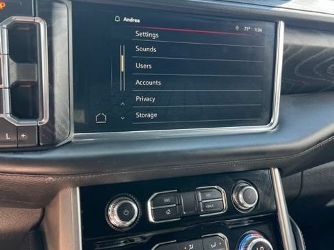 Used 2022 GMC Yukon XL Denali w/ Denali Premium Package AWD/4WD image 50