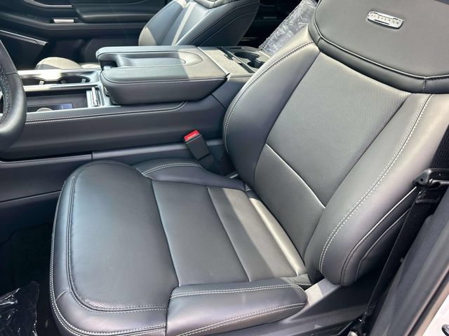 New 2027 Ford Expedition Platinum w/ Stealth Performance Package AWD/4WD image 24