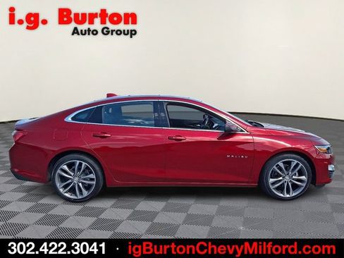 Used 2022 Chevrolet Malibu LT w/ Leather Package FWD image 7