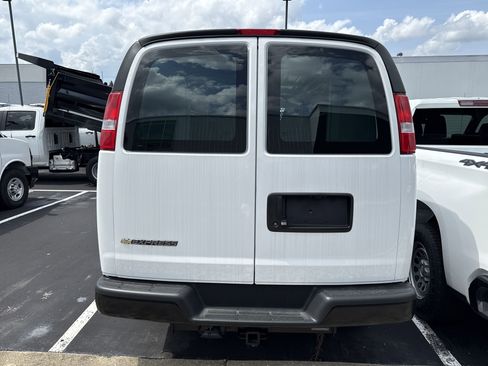 New 2025 Chevrolet Express 2500 w/ Driver Convenience Package image 6