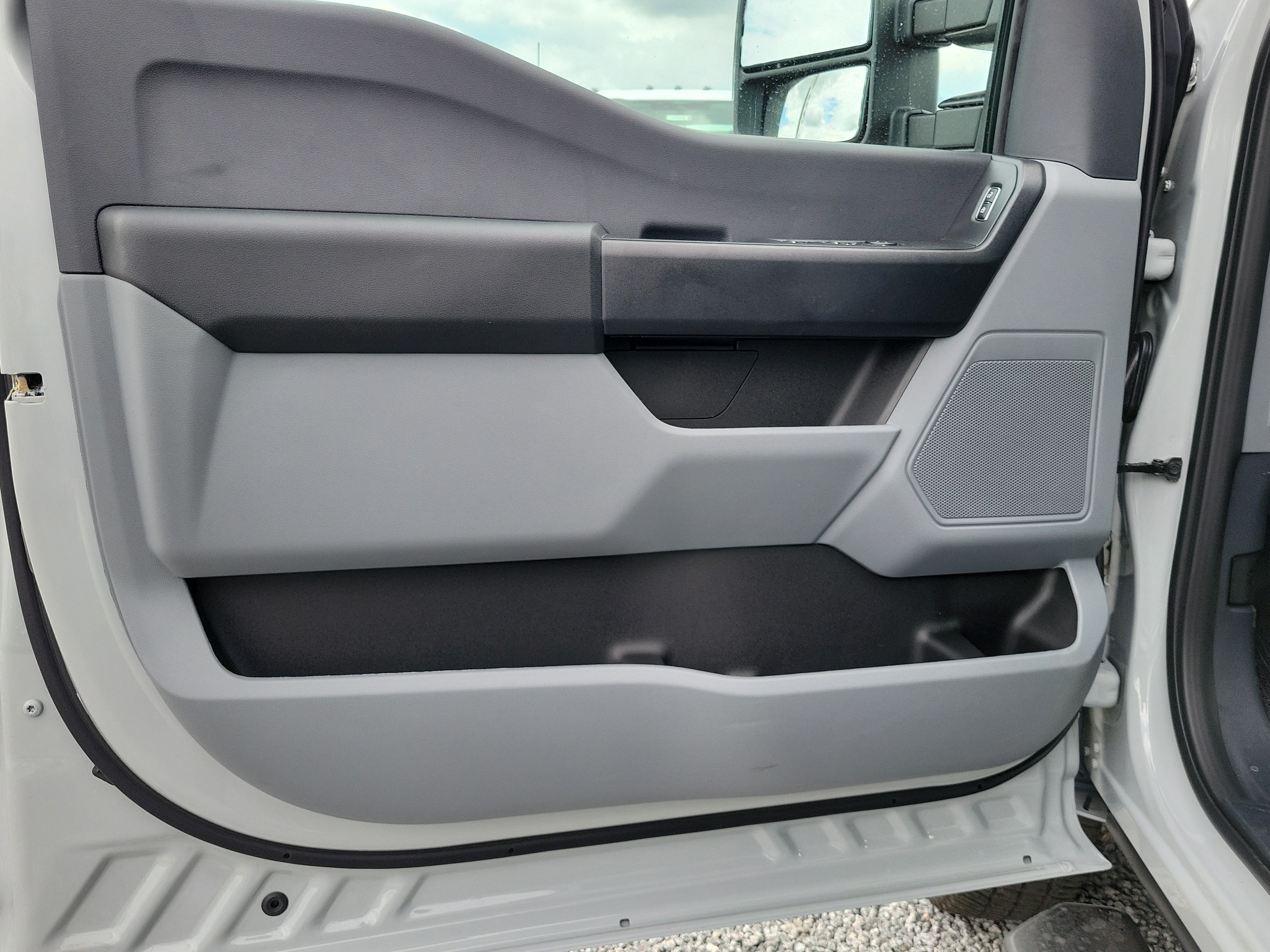 New 2026 Ford F350 XL AWD/4WD image 15