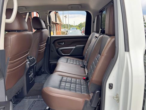 Used 2016 Nissan Titan Platinum Reserve image 39