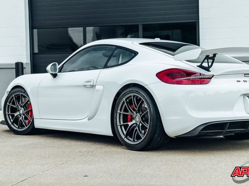 Used 2016 Porsche Cayman GT4 image 52