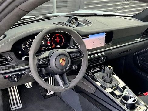 Used 2025 Porsche 911 GT3 image 4
