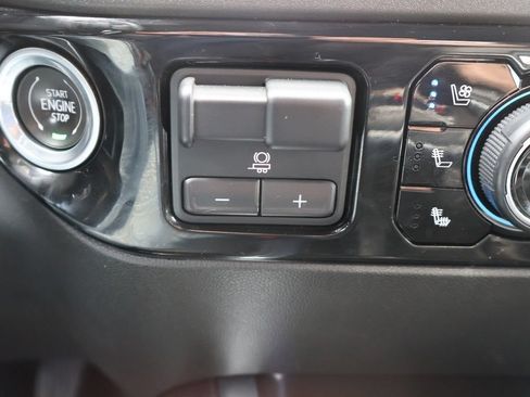 Used 2023 Chevrolet Silverado 1500 LTZ AWD/4WD image 47