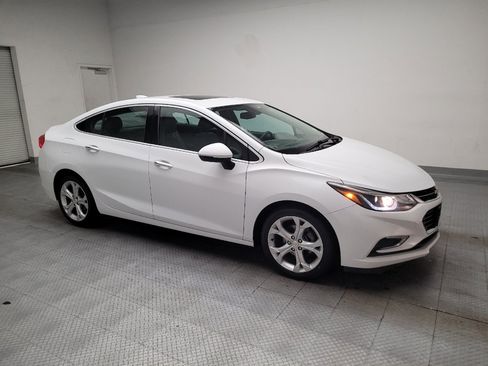 Used 2016 Chevrolet Cruze Premier FWD image 11