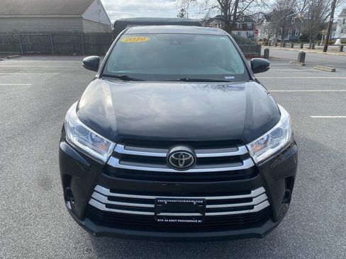 Used 2019 Toyota Highlander LE image 3