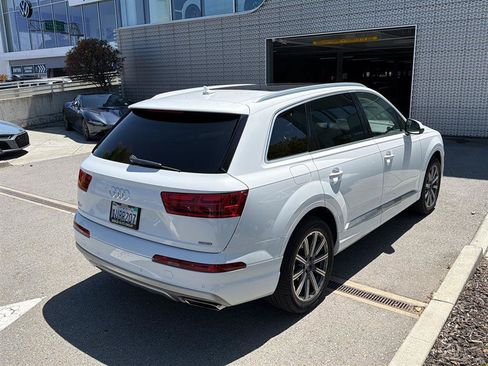 Used 2019 Audi Q7 2.0T Premium Plus AWD/4WD image 5