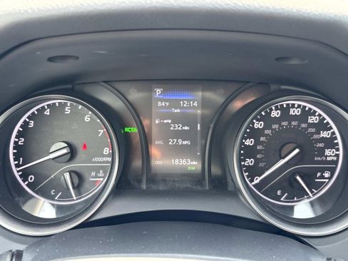 Used 2024 Toyota Camry SE w/ Convenience Package image 31