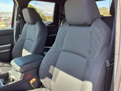 Used 2025 Toyota Tacoma SR5 image 15