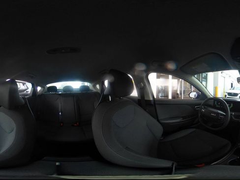 Used 2025 Kia K4 LXS image 42