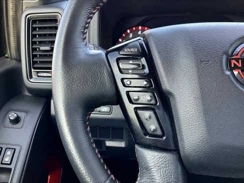 Used 2023 Nissan Frontier Pro-X image 24