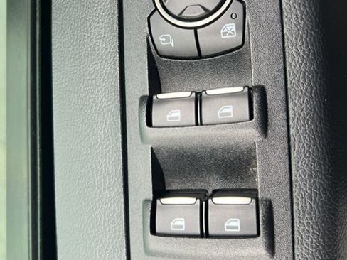 Used 2019 Ford F150 Raptor w/ Equipment Group 802A Luxury image 23