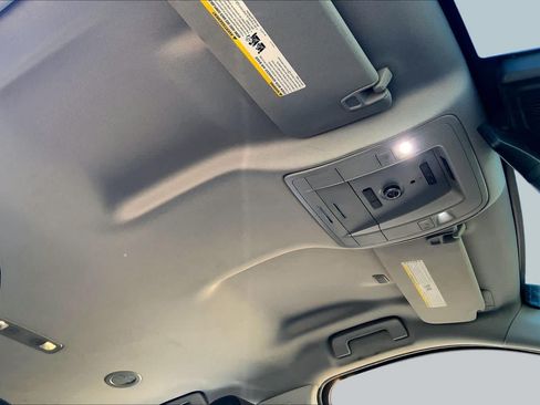 Used 2019 Chevrolet Tahoe LT AWD/4WD image 14