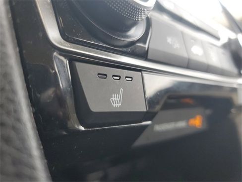 Used 2020 Honda Civic Touring image 27