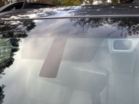 Used 2021 Subaru Outback Limited XT w/ Popular Package #2 image 3