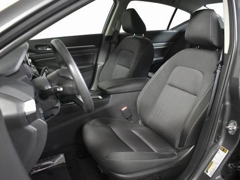 Used 2022 Nissan Altima 2.5 SV image 9