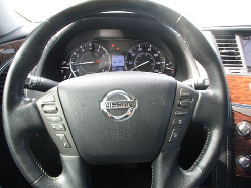 Used 2020 Nissan Armada SL w/ Premium Package image 17
